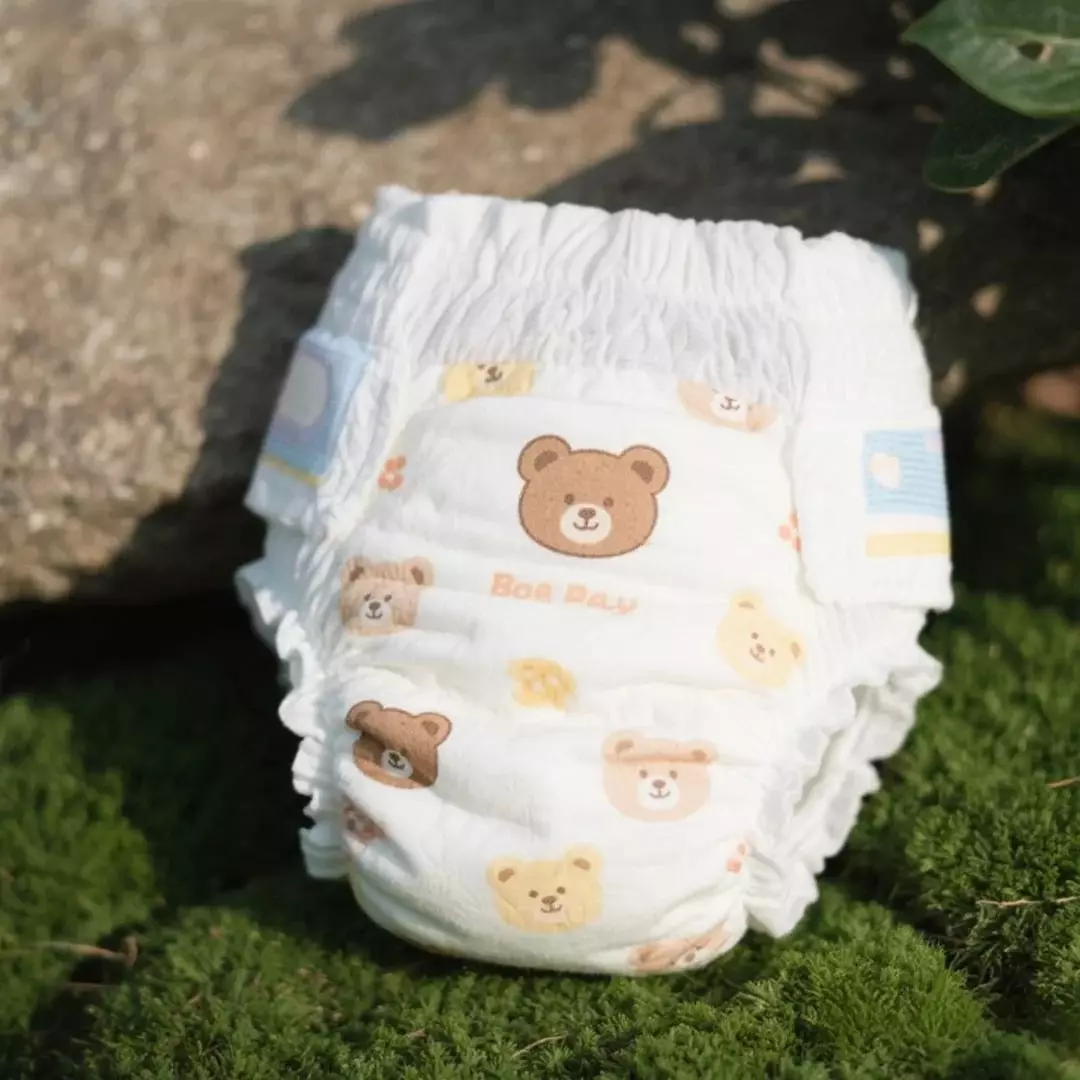 Diapers leanbh indiúscartha